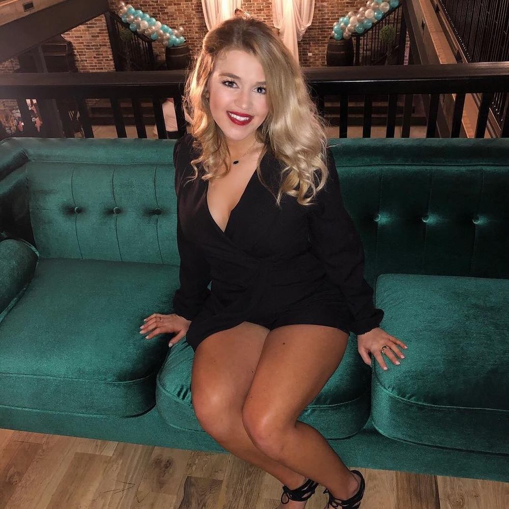 Meet your Posher, Alyssa